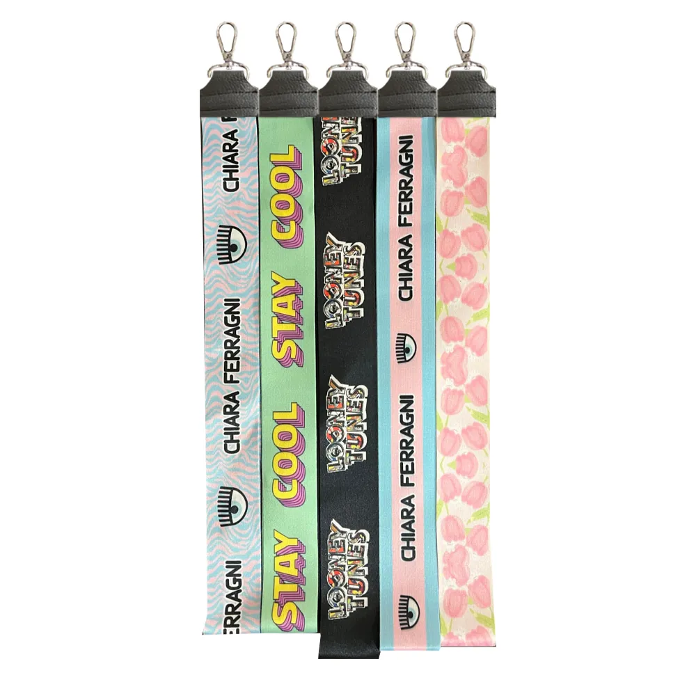 291081df0ca62f959ea2a059719bf1f6734b160b84efd3c39802e14080820202.webp بند موبایل لنیارد 5 عددی پک 14