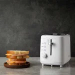 توستر بیاند مدل BEYOND BHT-3002 سفید