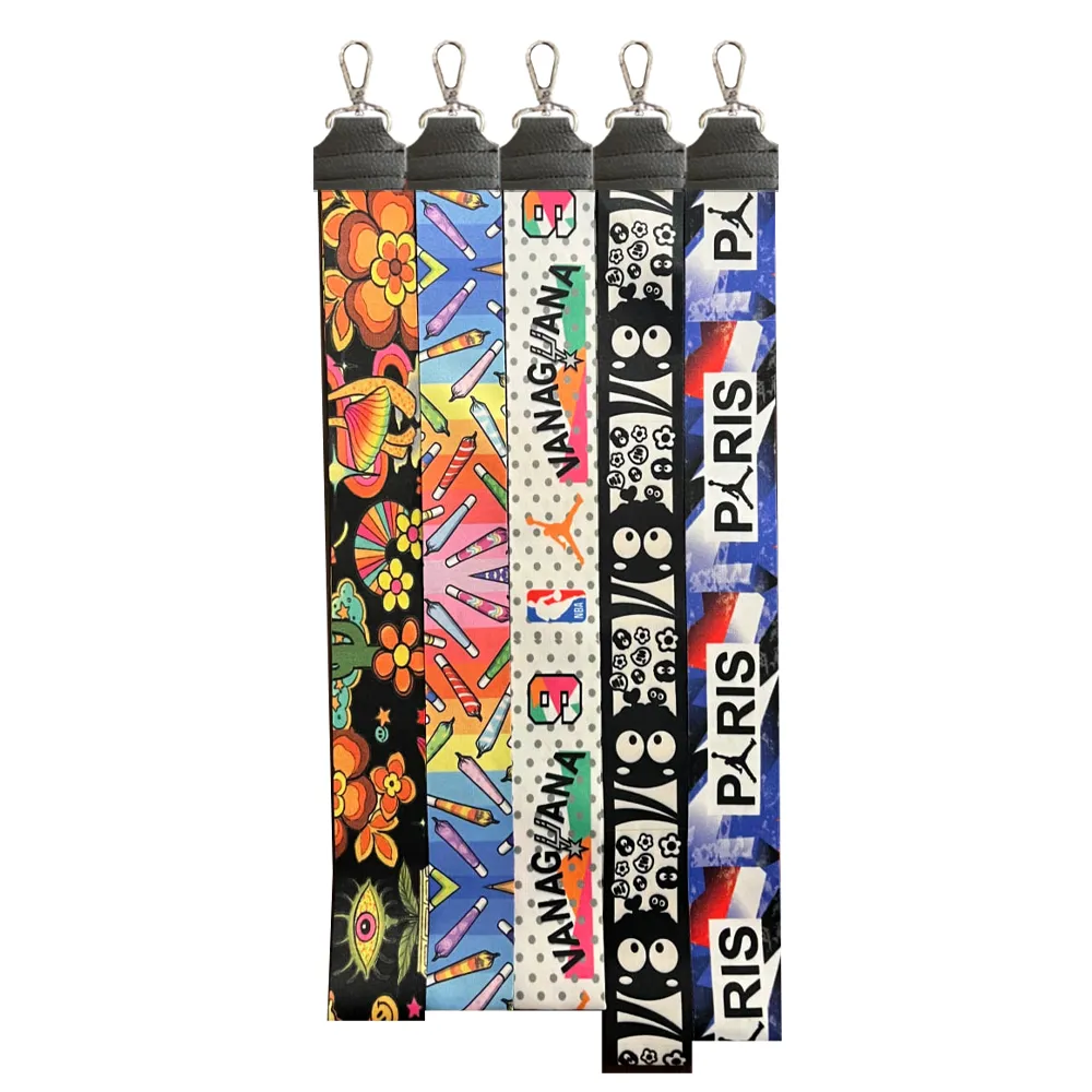 8a1c7cd1d28bb69b88c62f51b7edb19fe1e457d782083685849dbb784698258a.webp بند موبایل لنیارد 5 عددی پک 17