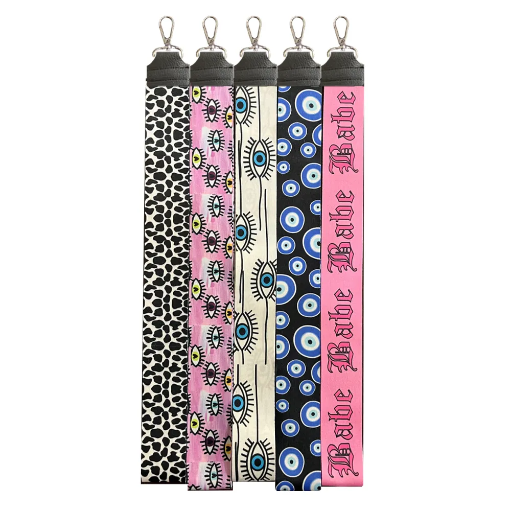 d546bbf225f72466a206eb5ffd318d614d06792ae3dac8498777fea8ce21b8ba.webp بند موبایل لنیارد 5 عددی پک 12