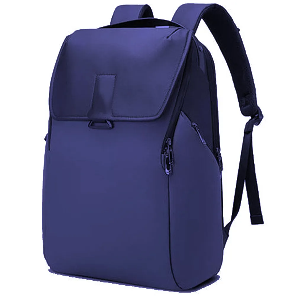 fbf91c621bedb0bbfc7767c432ed0135109f181a3b7ac93a5bdf9730ea57faa8.webp کیف کوله لپ تاپ ZIMMER سرمه ای